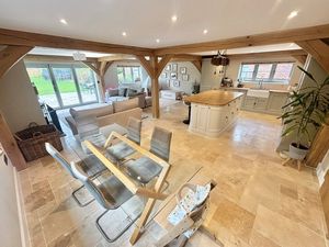 Photo 48- click for photo gallery